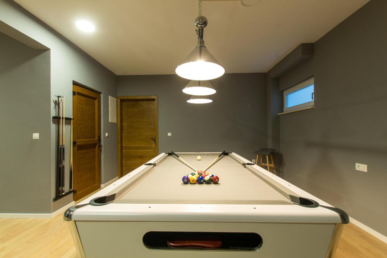 Villa Violet With Salt Water Pool マカルスカ エクステリア 写真